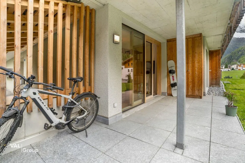 Modernes Alpen-Retreat im Saastal - stilvolle 2.5-Zimmer-Ferienwohn... – Foto 10 von 14