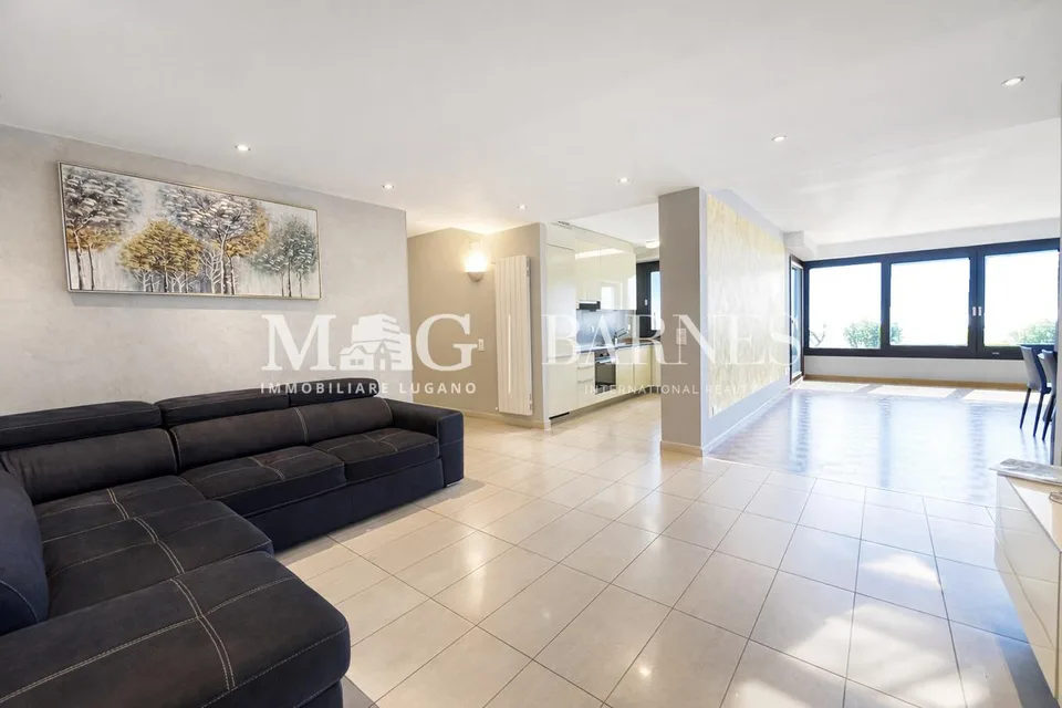 Bissone: Appartamento 4.5 locali, giardino, box, vista lago – photo 6 of 9