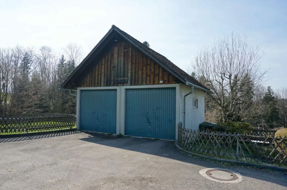 Naturnahes Wohnen mit Aussicht - Einfamilienhaus mit Doppelgarage, ...