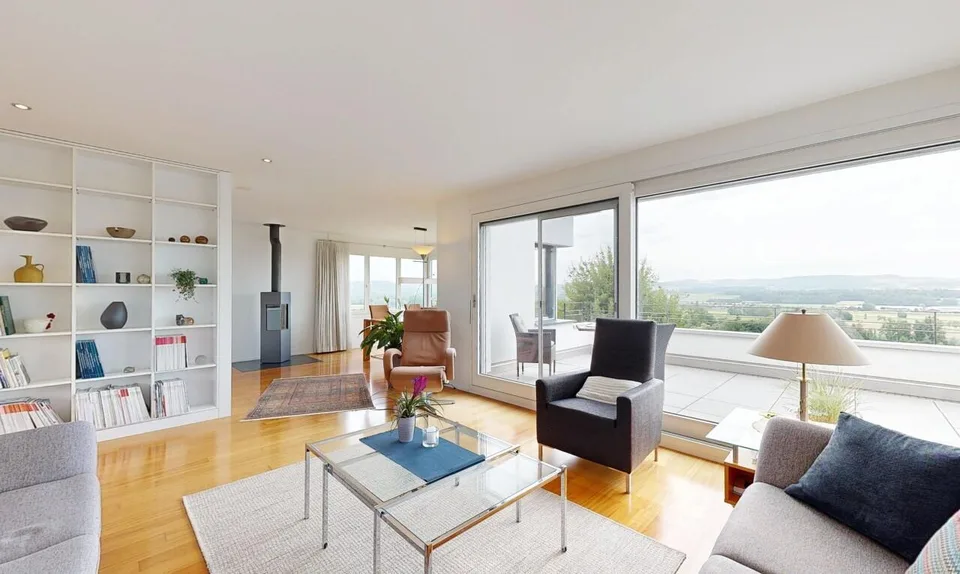 Casa unifamiliare di 6 locali ben curata con vista panoramica a Uesslingen TG