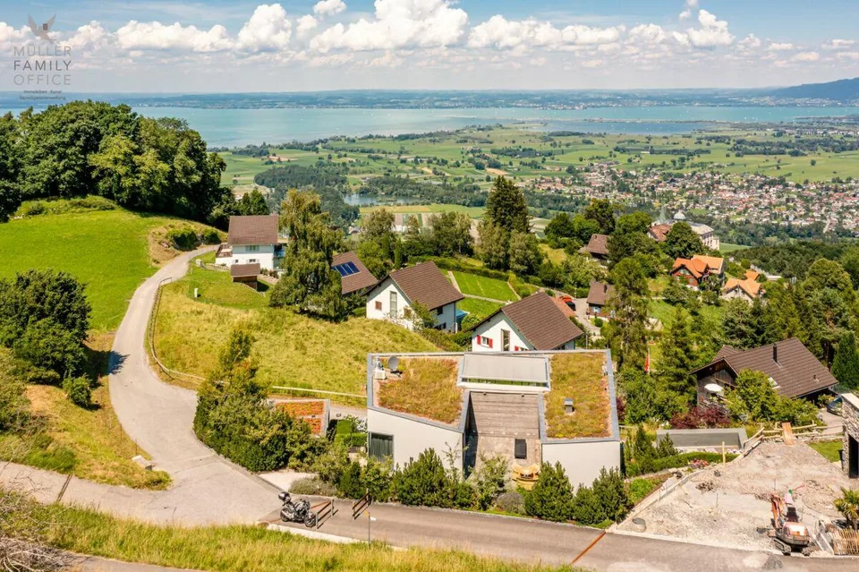 Traumhafte Luxus-Designervilla mit fantastischer Seesicht und Einli...