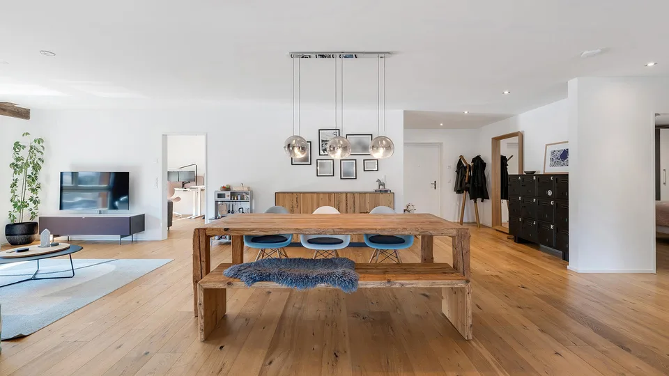 Charmante 4.5-Zimmer-Wohnung mit historischem Touch
