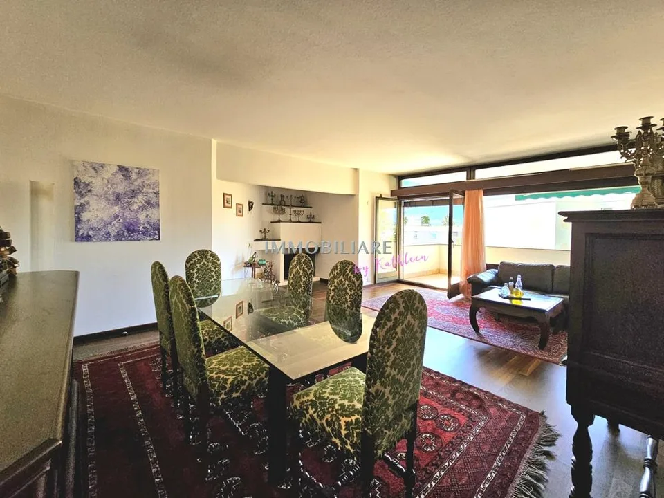 Ferienwohnung mit Seesicht vom Balkon, Kamin und Fussweg zum Bahnhof