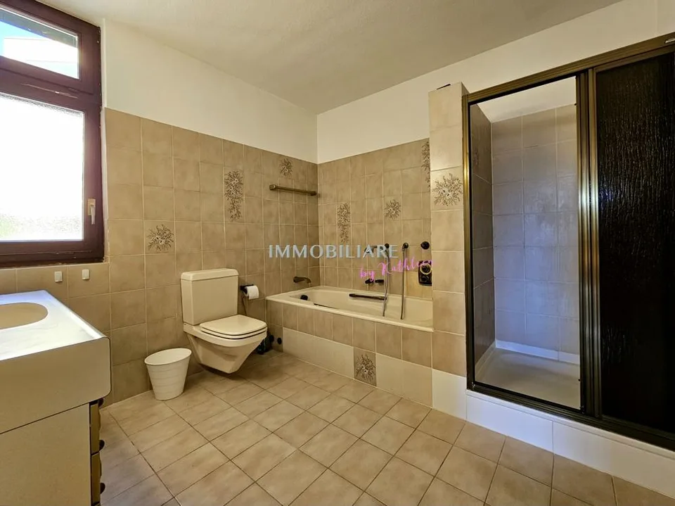 Ferienwohnung mit Seesicht vom Balkon, Kamin und Fussweg zum Bahnhof – photo 14 sur 24