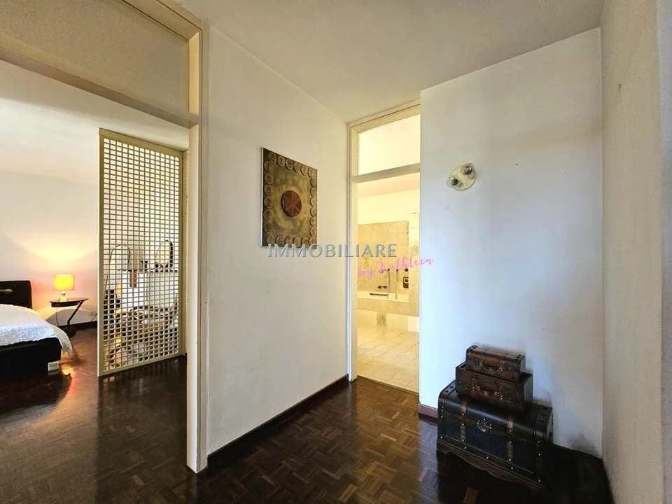 Ferienwohnung mit Seesicht vom Balkon, Kamin und Fussweg zum Bahnhof – photo 9 sur 24