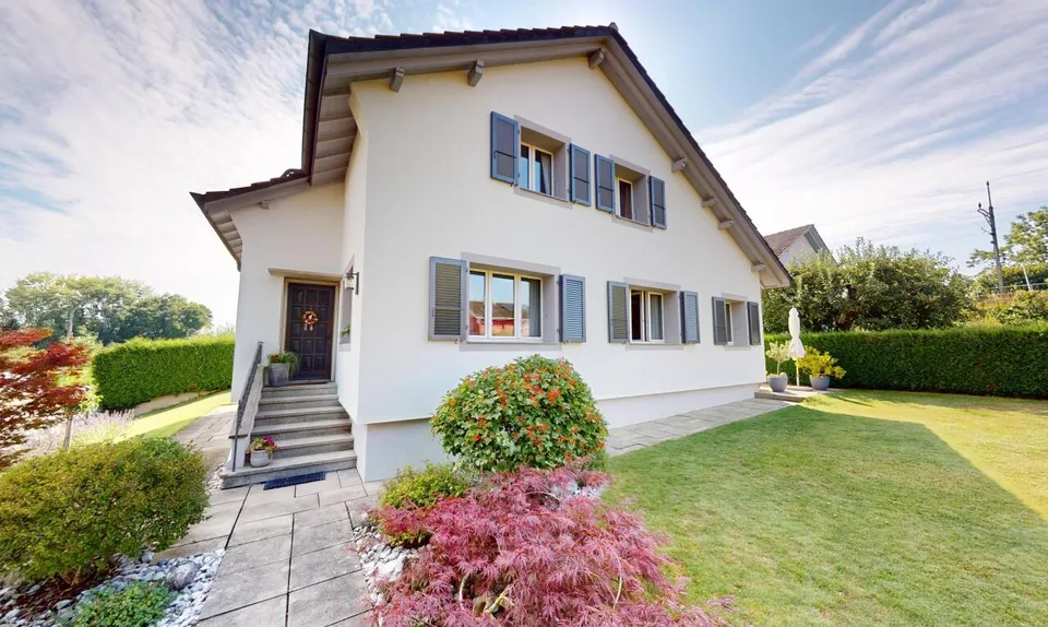 Villa by Lake Estavayer – photo 7 of 20