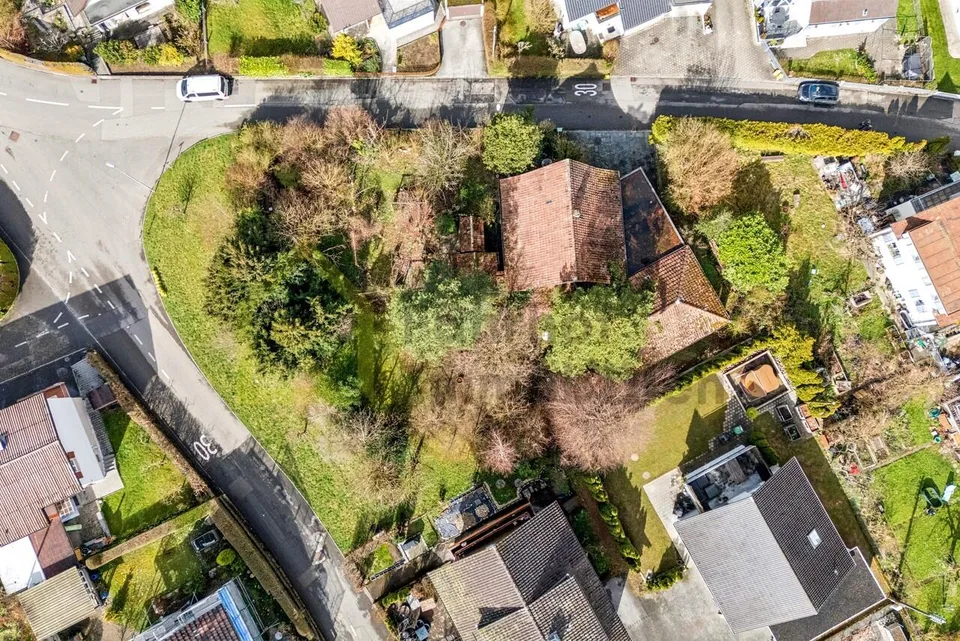 Grosses Liebhaberobjekt mit idyllischem Garten