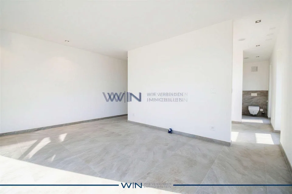 Erstbezug mit Seesicht und 82 m² Terrasse – Foto 9 von 14
