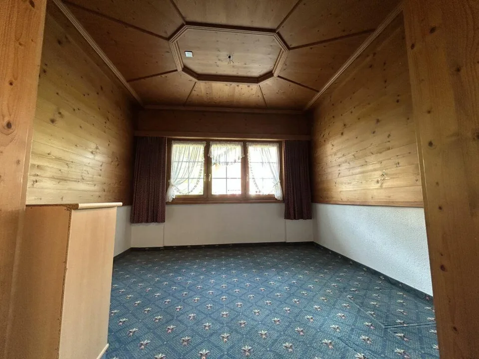 3.5 Zi-Ferienwohnung im Zentrum mit Ausbaupotential