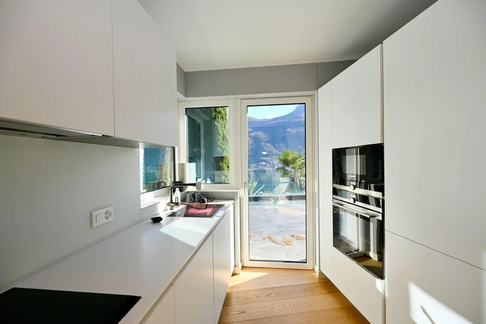 4.5 Zimmer Villa in Vico Morcote – Foto 9 von 23