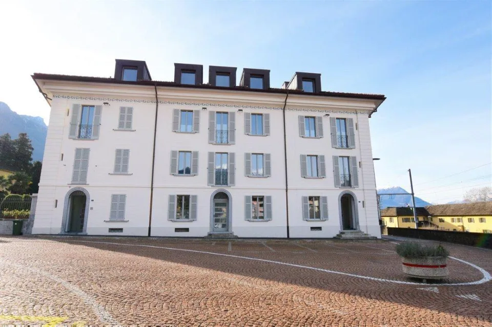 Exklusive 5.5 Zimmer Attikawohnung in historischem Gebäude
