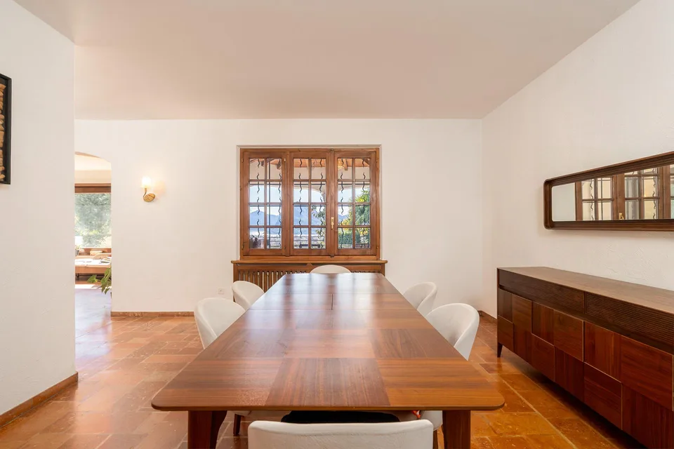 Ein Paradieswinkel - Mediterrane Eleganz mit Seeblick