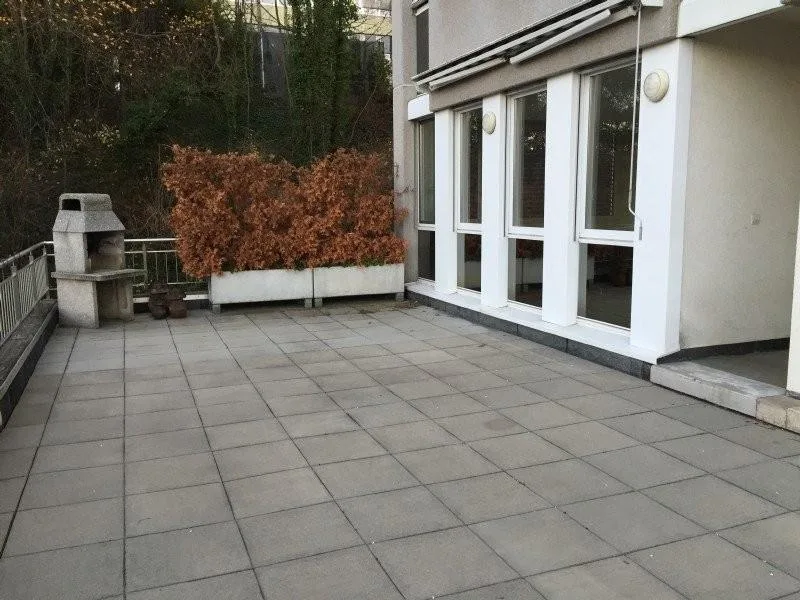 Bieten Sie sich eine geräumige Wohnung an