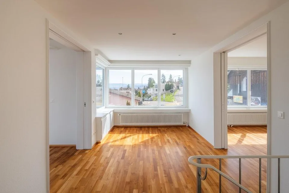 Habiter avec panorama du lac de Zurich - Maison unifamiliale rénovée à Kilchberg