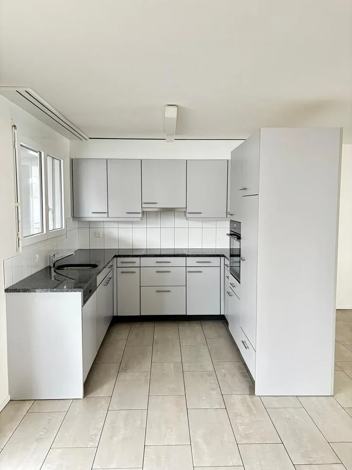 Schöne 5.5 Zimmerwohnung in Zofingen zu vermieten!