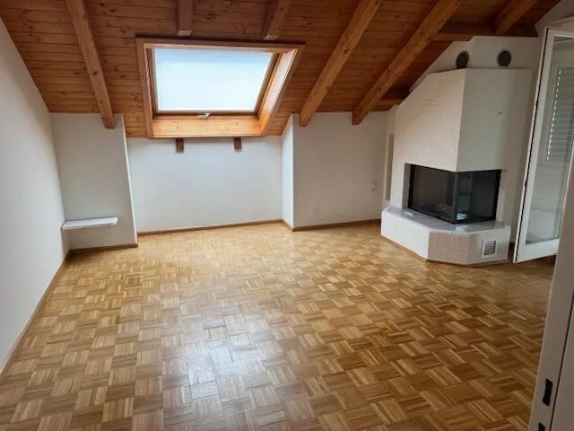 Charmante 2-Zimmerwohnung mit Cheminée