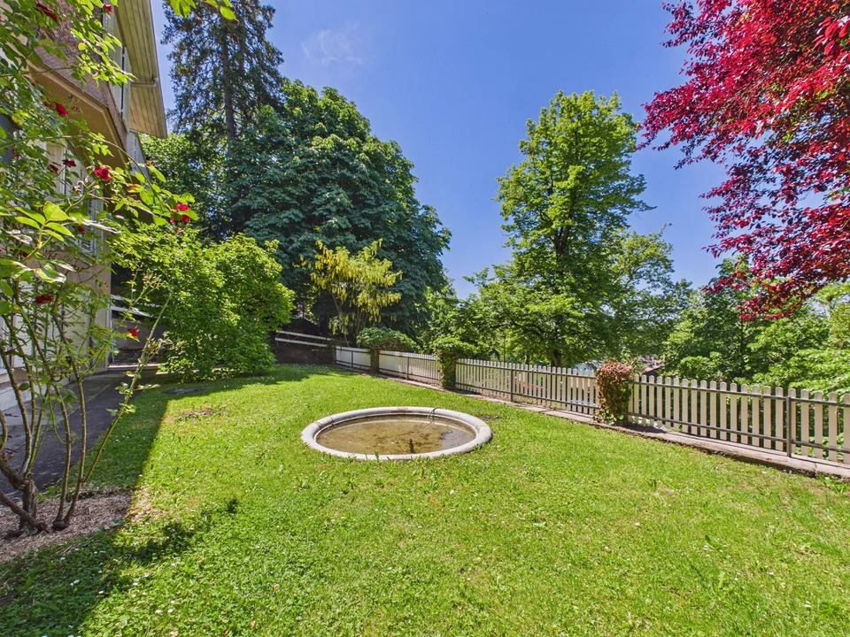 Freshly renovated 2.5-room apartment with garden idyll in Obstberg
