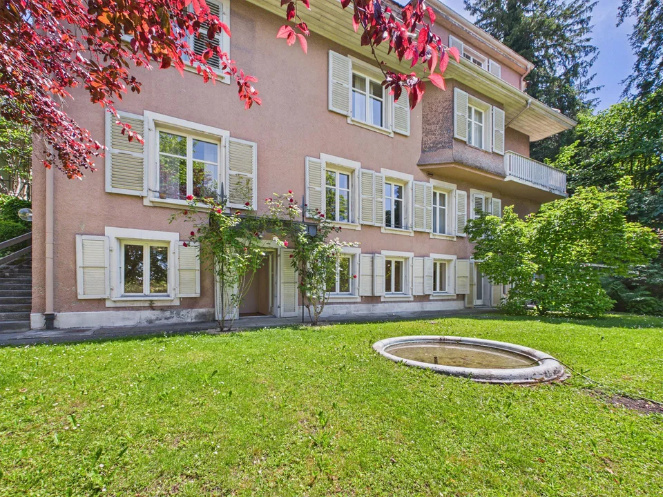 Frisch sanierte 2.5-Zimmerwohnung mit Gartenidylle im Obstberg