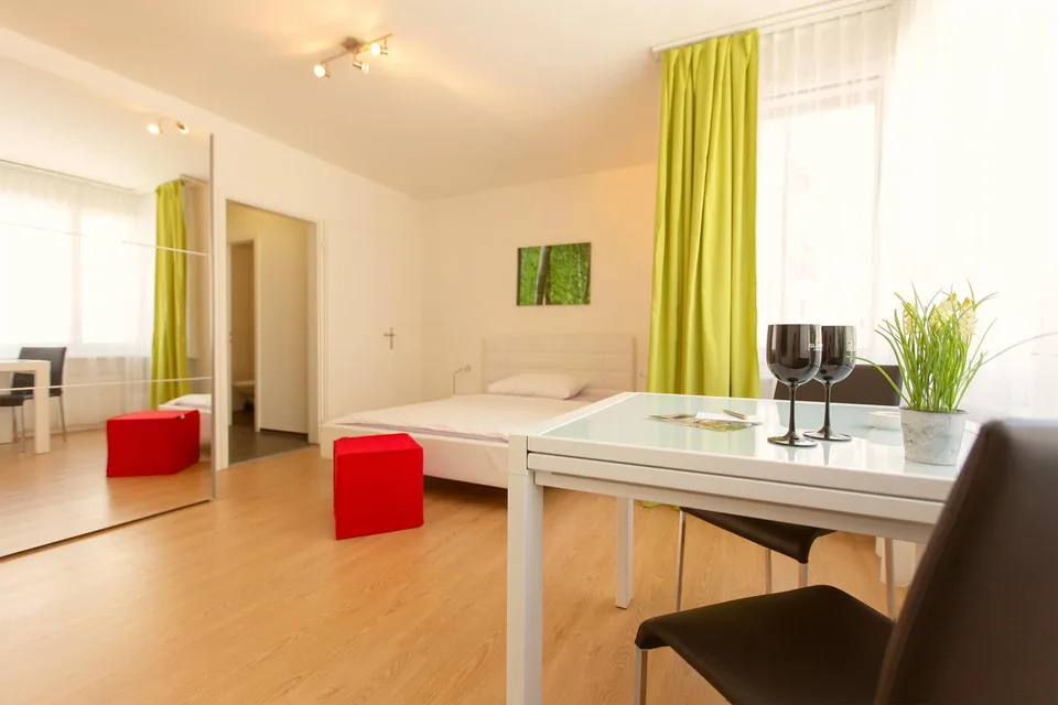 Möblierte 1.5-Zimmer-Wohnung mit Service - Stadtzentrum/Downtown Basel