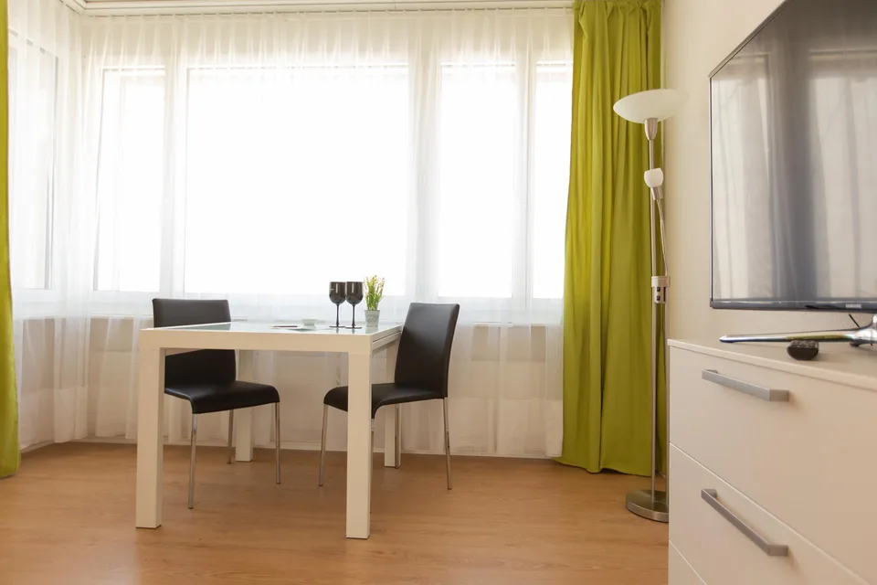 Möblierte 1.5-Zimmer-Wohnung mit Service - Stadtzentrum / Downtown Basel