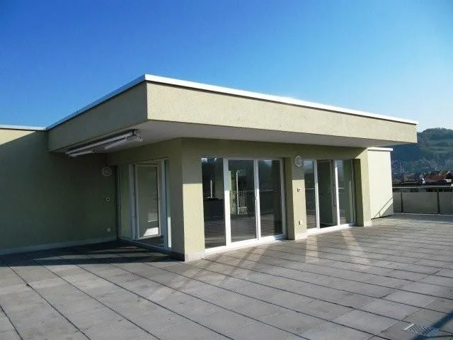 Appartamento in mansarda con grande terrazza
