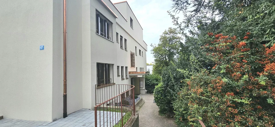 Secret Garden - 2.5 Zimmerwohnung an Toplage in Zürich