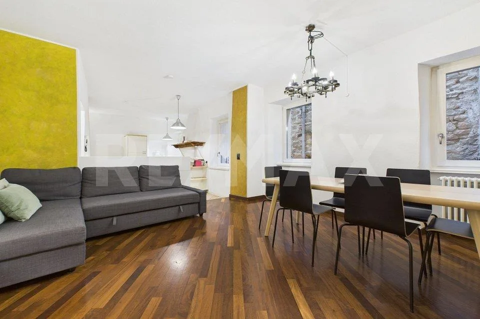 Maisonette esclusiva di 4½ locali a due passi dal Lago di Lugano