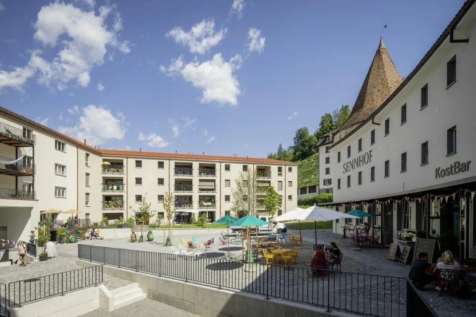 Grosszügige 4.0-Zimmerwohnung im beliebten Sennhof-Quartier.