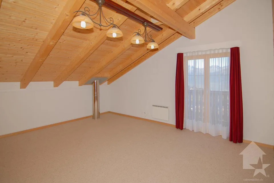 Chalet de 6.5 pièces jouissant d'une magnifique vue panoramique