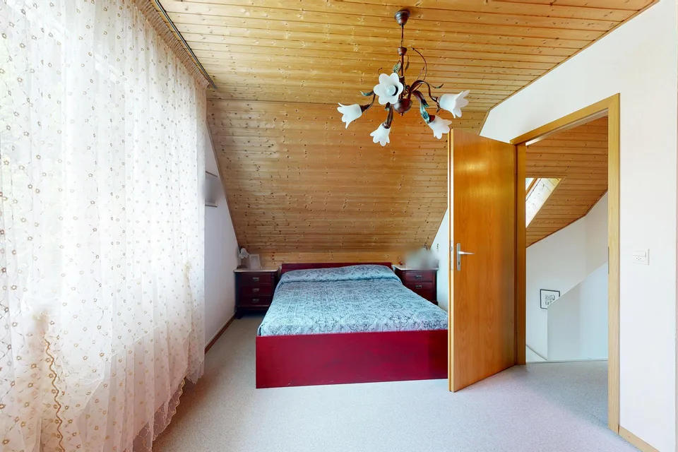 Maison individuelle de 4,5 pièces attrayante dans un emplacement calme et ensoleillé – photo 9 sur 18