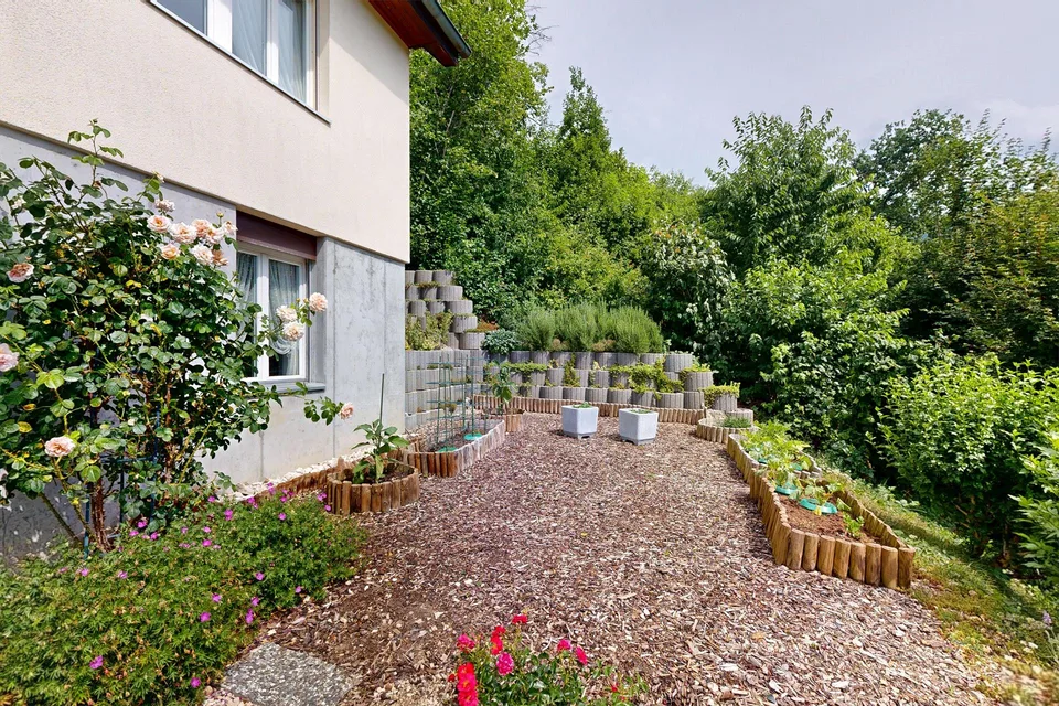 Maison individuelle de 4,5 pièces attrayante dans un emplacement calme et ensoleillé – photo 16 sur 18