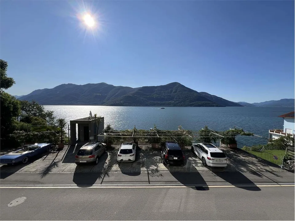 Vista imprendibile sul Lago Maggiore a due passi dal Lido – foto 11 di 11