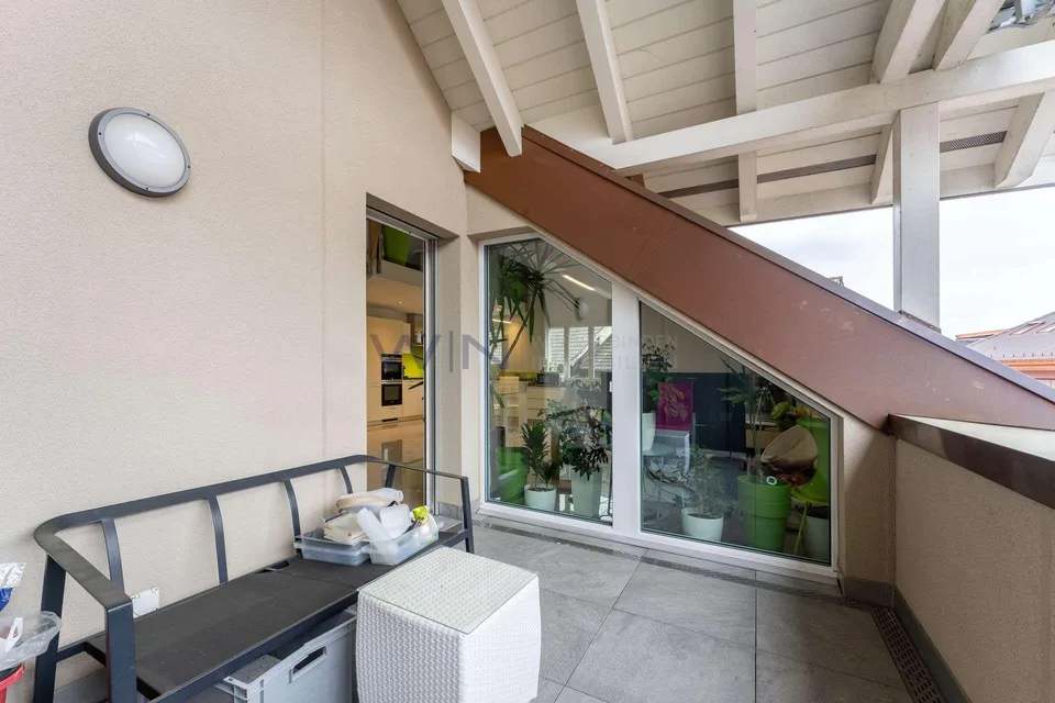 Atrium, Lift und Tiefgarage im Reusstal – Foto 8 von 10