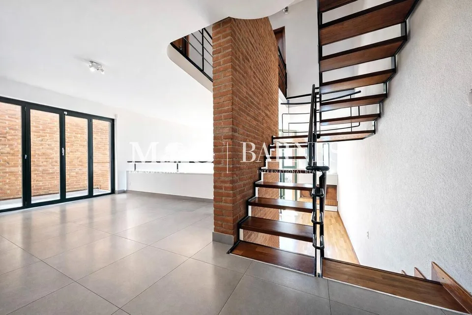 Lugano: Villa vista lago con giardino privato – Foto 14 von 23