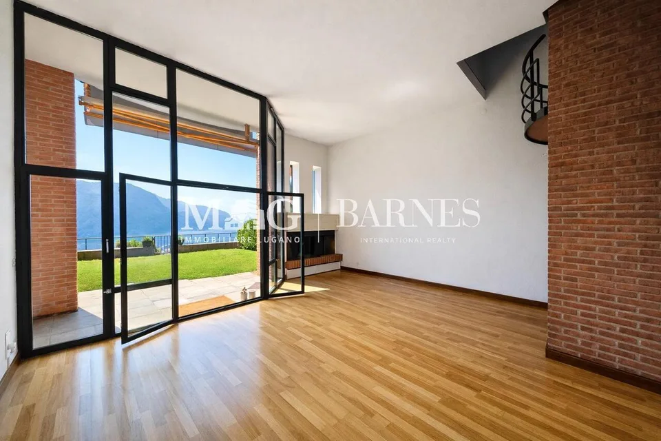 Lugano: Villa vista lago con giardino privato
