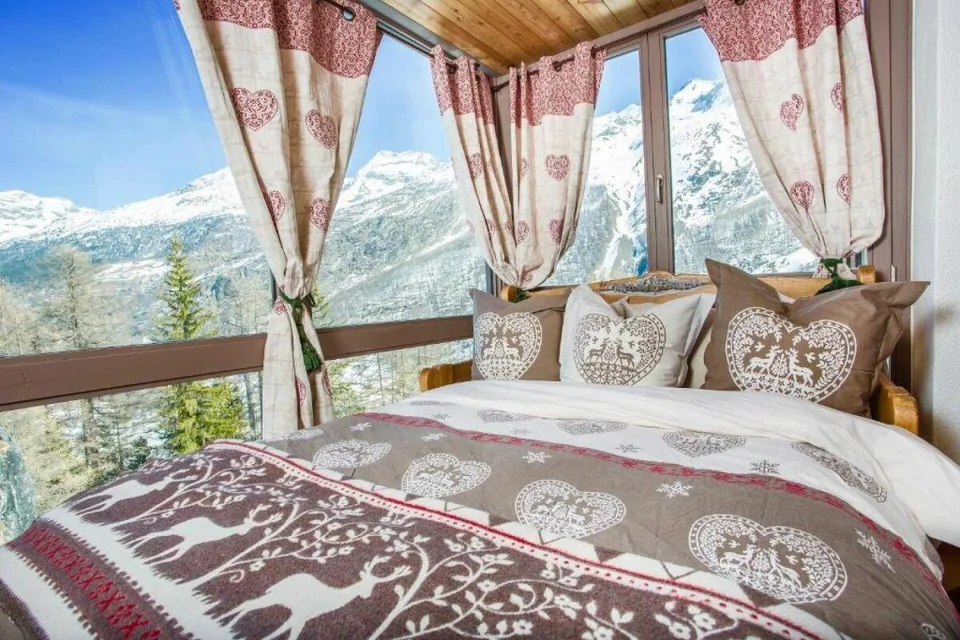 Chalet exclusif sur le côté ensoleillé de Saas-Fee – photo 14 sur 24