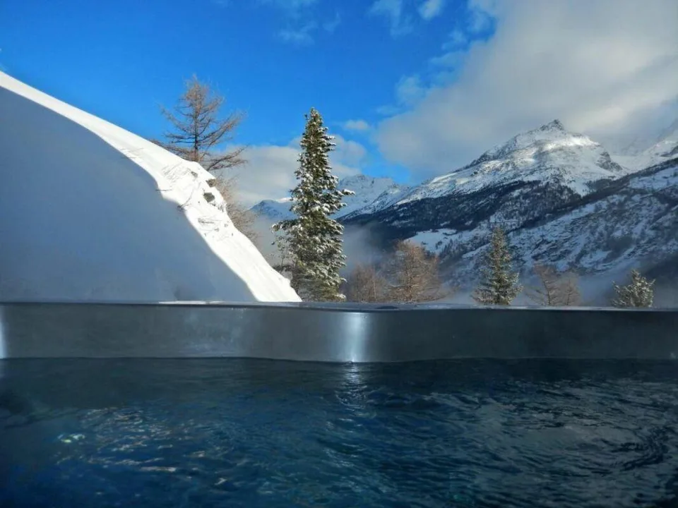 Chalet exclusif sur le côté ensoleillé de Saas-Fee – photo 16 sur 24