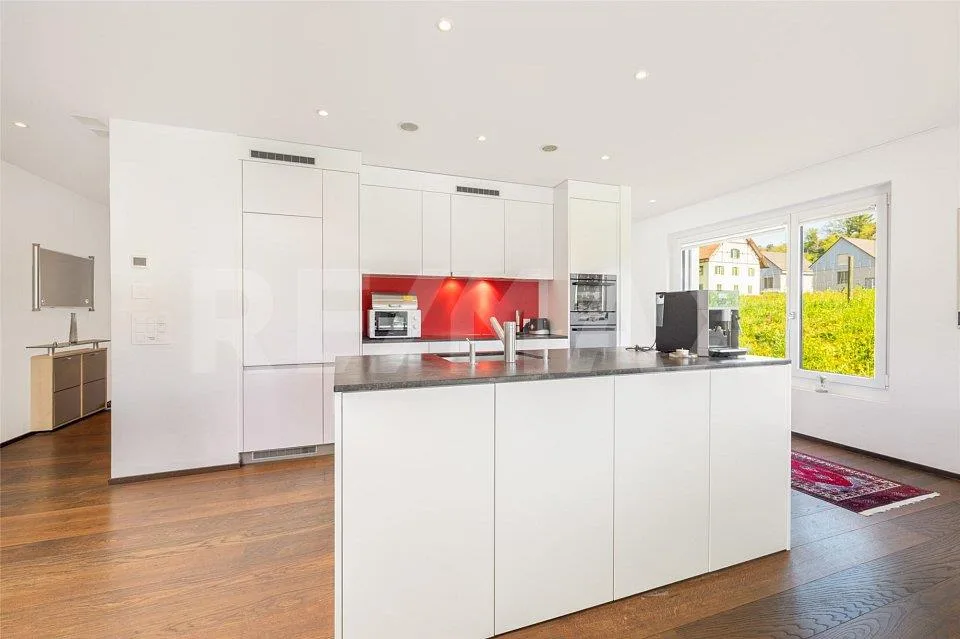 Appartement de jardin attractif de 3,5 pièces en tant qu'investissement de capital avec un contrat de location sécurisé