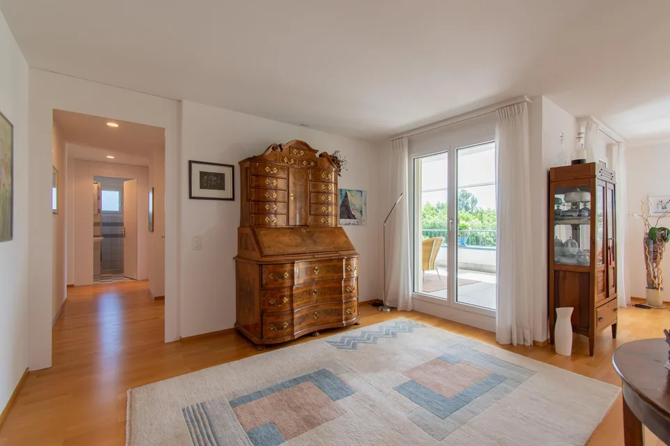 Grosszügiges Wohnen - 5.5 Zimmer mit besonderem Wohngefühl – Foto 8 von 26