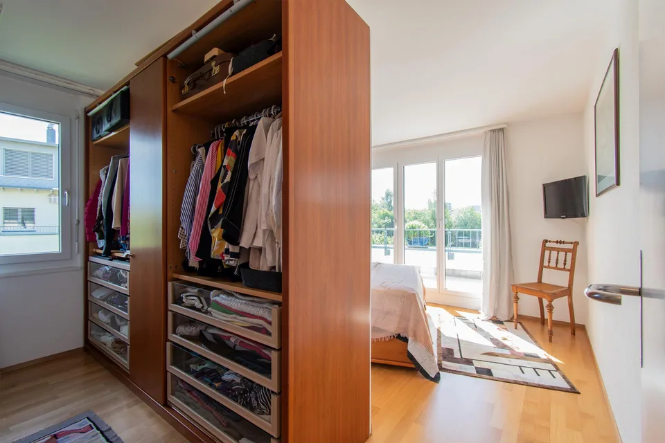 Grosszügiges Wohnen - 5.5 Zimmer mit besonderem Wohngefühl – Foto 11 von 26