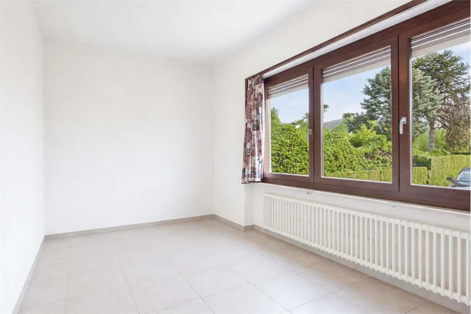 Caslano: Ampia Casa 4.5 con giardino – Foto 9 von 13