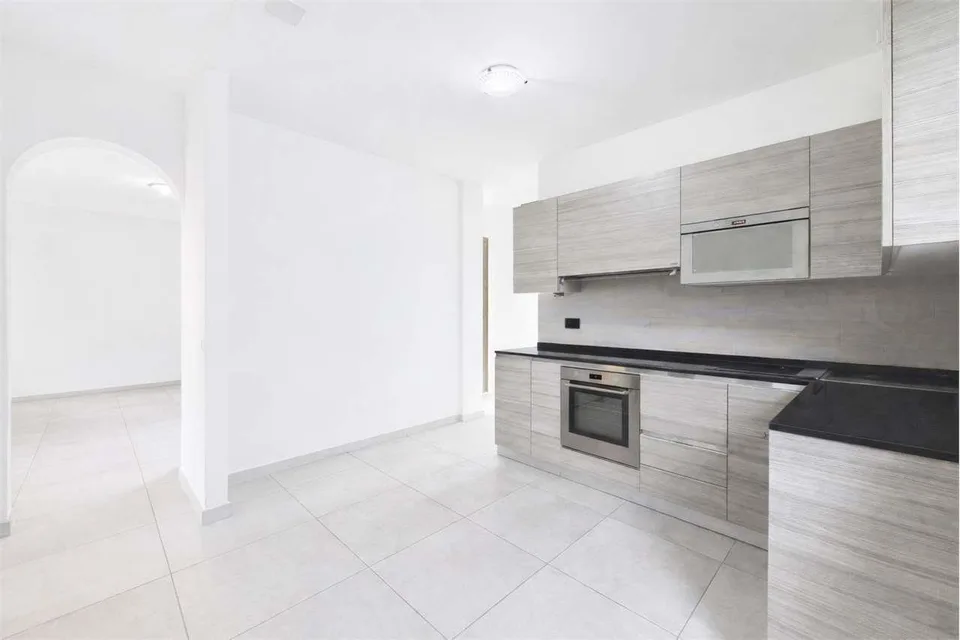 Caslano: Ampia Casa 4.5 con giardino – Foto 6 von 13