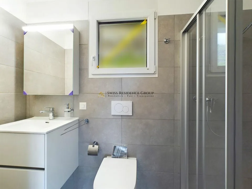 Nuova Costruzione di una Casa Unifamiliare con 5,5 Vani e Giardino Privato