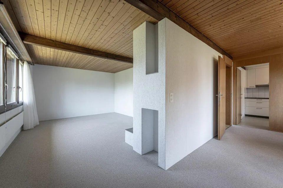 Charmantes 5.5-Zimmer-Einfamilienhaus mit Gartenidylle und viel Pri... – Foto 6 von 16