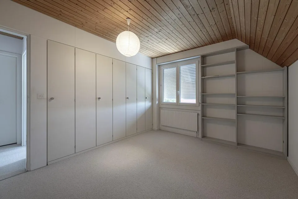 Charmantes 5.5-Zimmer-Einfamilienhaus mit Gartenidylle und viel Pri... – Foto 11 von 16