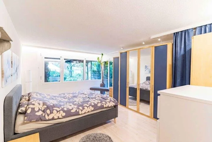 FREISTEHENDES 6.5 ZIMMER EINFAMILIENHAUS MIT TOLLER AUSSICHT