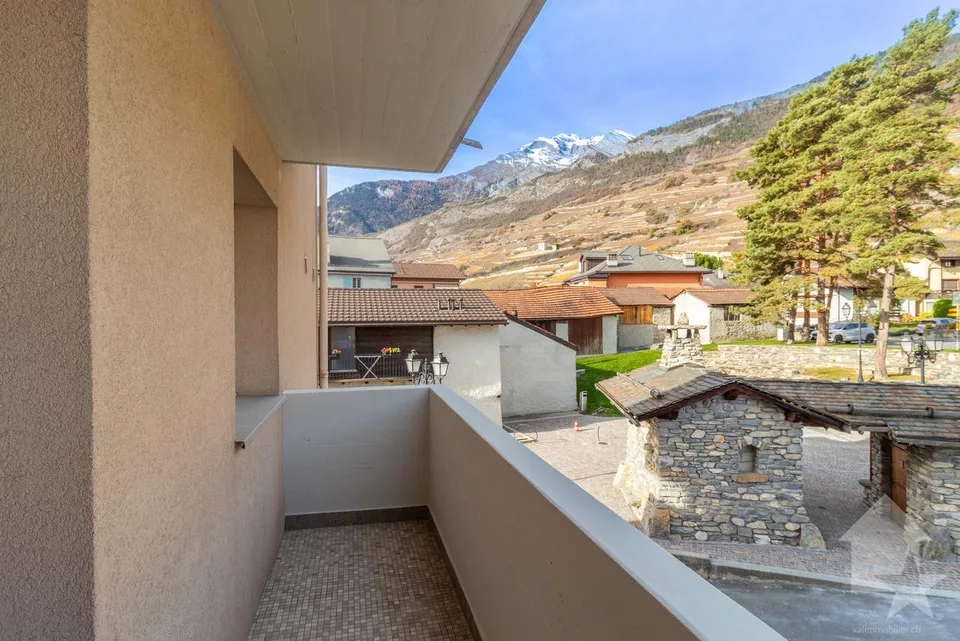 Spacieux appartement traversant 3.5 pièces idéalement situé