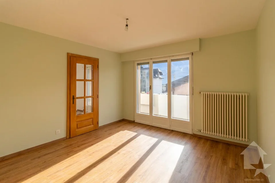 Spacieux appartement traversant 3.5 pièces idéalement situé – Foto 13 von 16