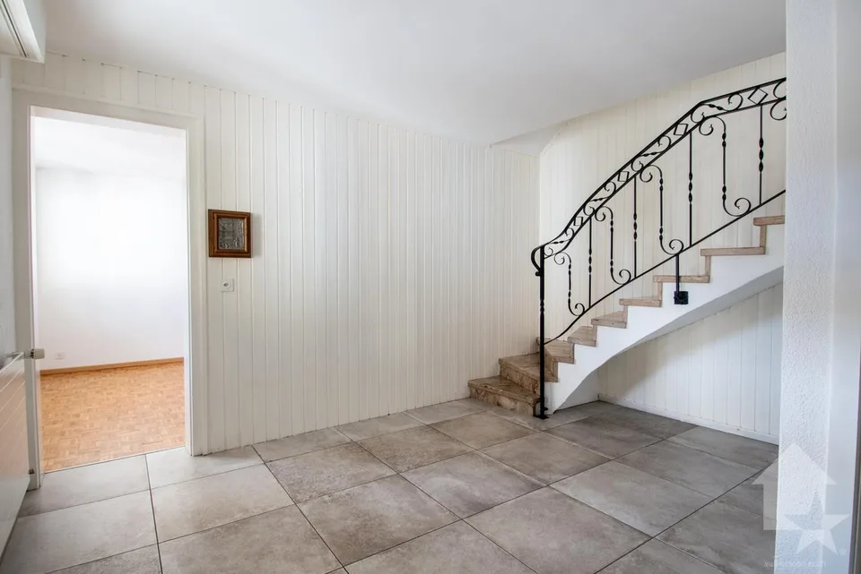 Collombey, maison villageoise avec terrasse et box – Foto 11 von 11