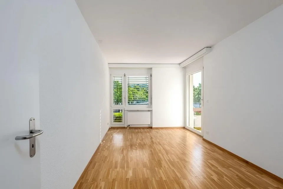 Grosszügige Familienwohnung nahe Sportplatz Herrliberg – Foto 7 von 12